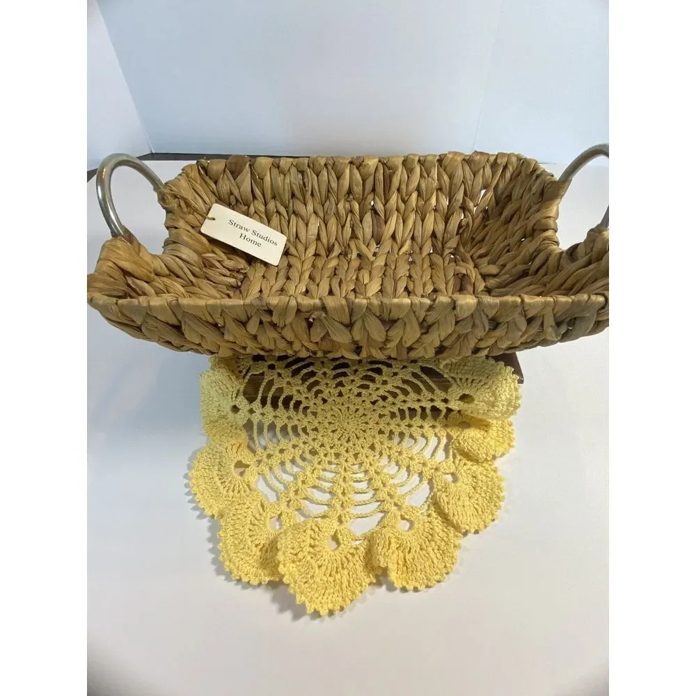 Banana leaf Bread/fruit‎ basket handwoven with metal handles. Light Color